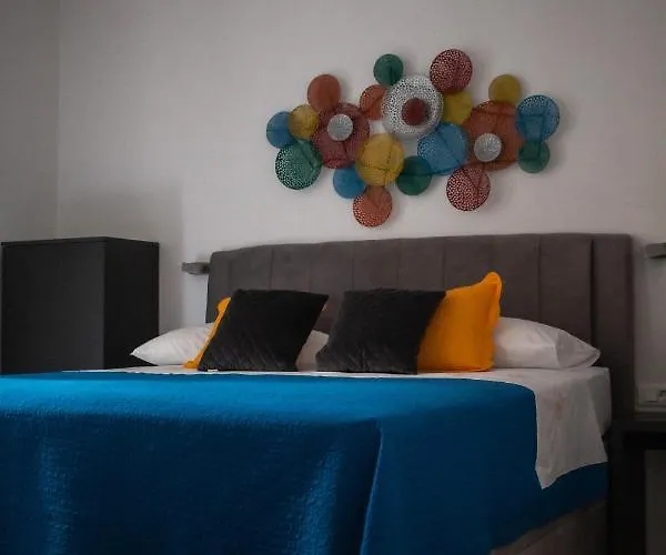 Gostinjska kuća Julije Rooms 3*