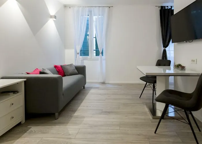 Gostinjska kuća Julije Rooms Split