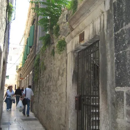 Julije Rooms Guest house Split